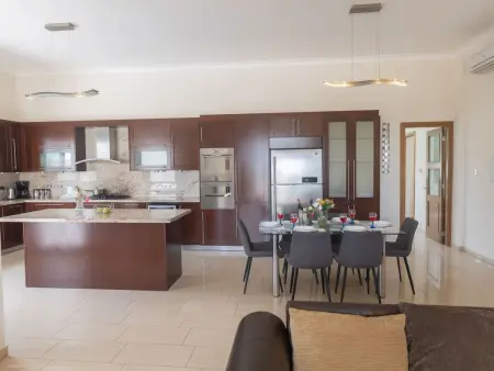 Luxusferienhaus für 14 Personen, Maison 14 personnes à Protaras - Photo 9