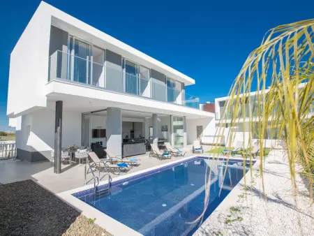 Atemberaubende Villa Olivine mit Meerblick, Maison 12 personnes à Protaras - Photo 1