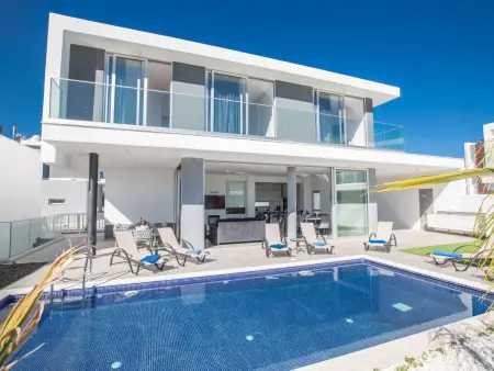 Atemberaubende Villa Olivine mit Meerblick, Maison 12 personnes à Protaras - Photo 2