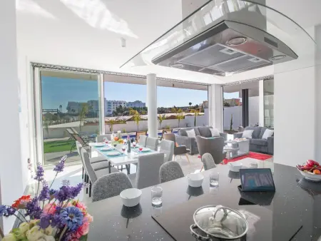 Atemberaubende Villa Olivine mit Meerblick, Maison 12 personnes à Protaras - Photo 10