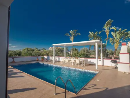 Private 3-Schlafzimmer-Villa mit Hochgeschwindigkeits-Internet - Photo 17