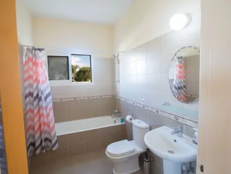 Private 3-Schlafzimmer-Villa mit Hochgeschwindigkeits-Internet - Photo 22