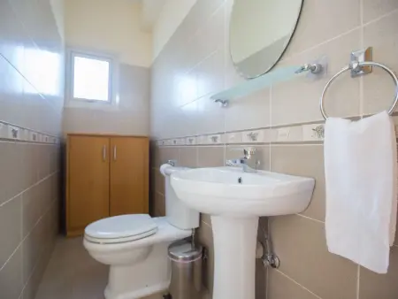 Private 3-Schlafzimmer-Villa mit Hochgeschwindigkeits-Internet - Photo 24