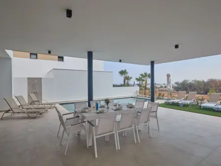 Protaras Aqua Pearl Villa AQ11 im Zentrum, Maison 10 personnes à Protaras - Photo 1