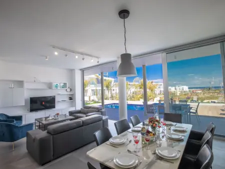 Schöne Villa Olivine Pearl OL5 mit Garten, Maison 9 personnes à Protaras - Photo 8