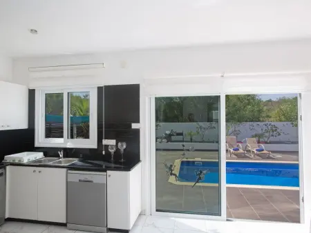 3 Schlafzimmer Villa mit Pool in Protaras Zentrum - Photo 18
