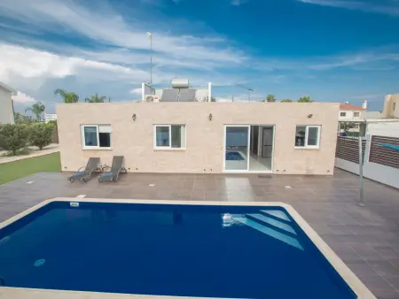3-Schlafzimmer-Villa in Protaras Zentrum mit Pool - Photo 14