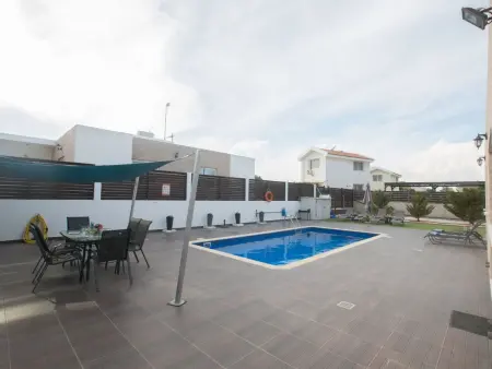 3-Schlafzimmer-Villa in Protaras Zentrum mit Pool - Photo 15