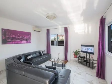 3-Schlafzimmer-Villa in Protaras Zentrum mit Pool - Photo 18