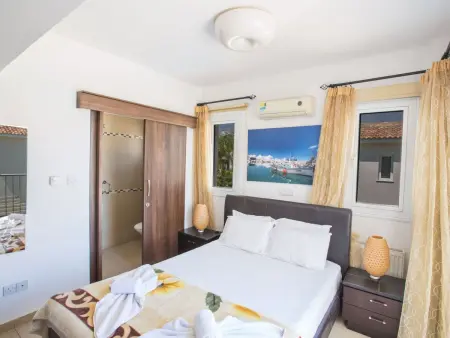 Moderne Ferienvilla PV5 mit großem Garten, Maison 7 personnes à Paralimni - Photo 10