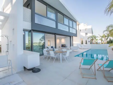 Neue, moderne 3-Schlafzimmer-Villa mit privatem Pool - Photo 1
