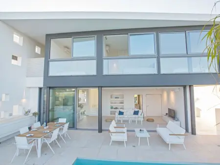 Neue, moderne 3-Schlafzimmer-Villa mit privatem Pool - Photo 3