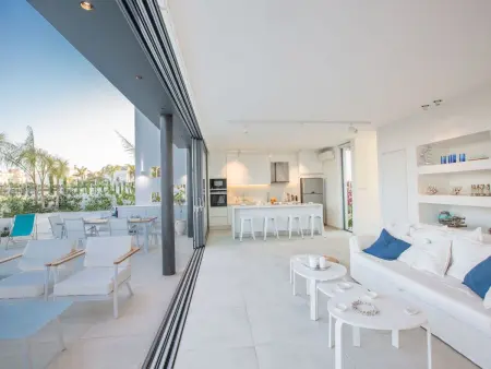 Neue, moderne 3-Schlafzimmer-Villa mit privatem Pool - Photo 9