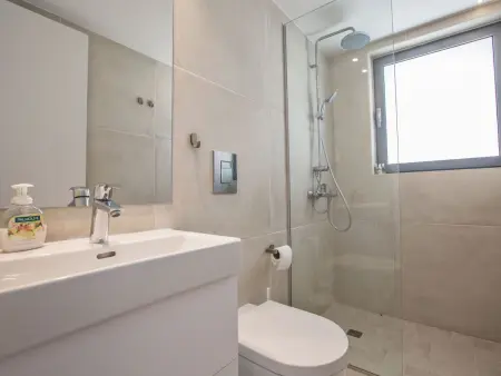 Neue, moderne 3-Schlafzimmer-Villa mit privatem Pool - Photo 19
