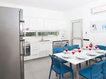 Protaras Greco Villa CCV1 mit beheiztem Pool, Maison 10 personnes à Paralimni - Photo 10