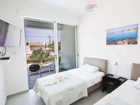 Protaras Greco Villa CCV1 mit beheiztem Pool, Maison 10 personnes à Paralimni - Photo 14