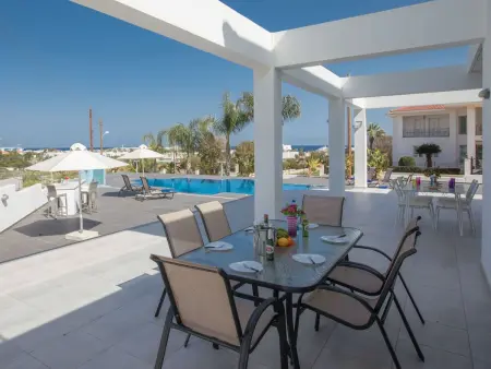 5 Schlafzimmer Privater Pool in Protaras Zentrum - Photo 4