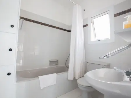 Geräumige Villa mit 3 Schlafzimmern und Pool in Protaras - Photo 13