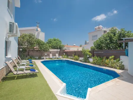 Geräumige Villa mit 3 Schlafzimmern und Pool in Protaras - Photo 21