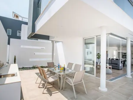 Neue 3-Schlafzimmer-Villa mit Pool in Protaras, Maison 7 personnes à Paralimni - Photo 3