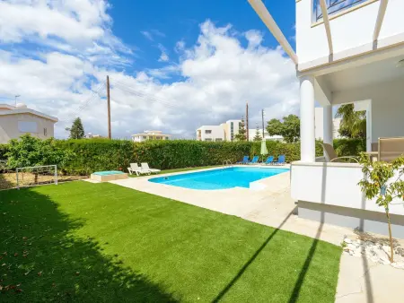 4-Schlafzimmer-Villa mit privatem Pool in Ayia Napa - Photo 3