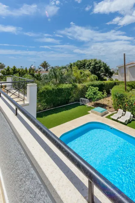 4-Schlafzimmer-Villa mit privatem Pool in Ayia Napa - Photo 12