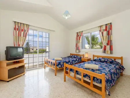 4-Schlafzimmer-Villa mit privatem Pool in Ayia Napa - Photo 13