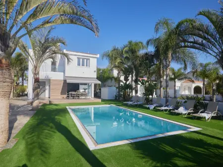 Moderne, geräumige Ferienvilla, Maison 6 personnes à Ayia Napa - Photo 2