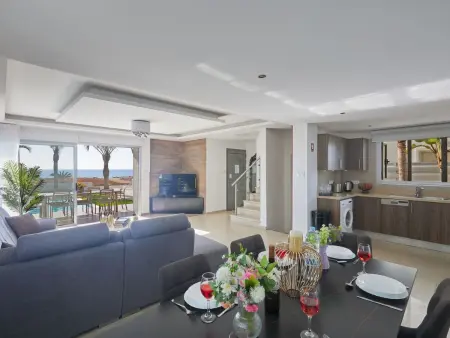 Moderne, geräumige Ferienvilla, Maison 6 personnes à Ayia Napa - Photo 7