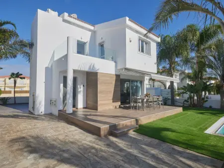 Moderne, geräumige Ferienvilla, Maison 6 personnes à Ayia Napa - Photo 23