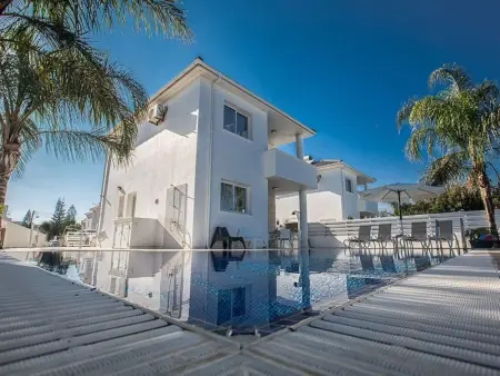 Schöne Ferienvilla Protaras 4, Maison 6 personnes à Agios Georgios Pegeias - Photo 1