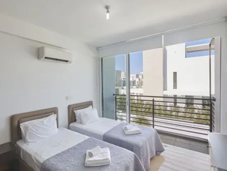 in Paralimni mit geräumigem Garten, Maison 6 personnes à Agios Georgios Pegeias - Photo 14