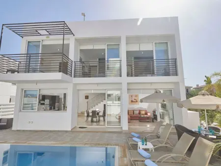 in Paralimni mit geräumigem Garten, Maison 6 personnes à Agios Georgios Pegeias - Photo 21