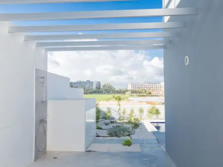 3-Schlafzimmer-Villa mit privatem Pool und Dachgarten - Photo 21