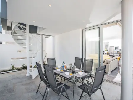3-Schlafzimmer-Villa mit privatem Pool und Dachgarten - Photo 24