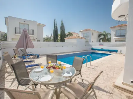Ferienvilla PV17 mit Sonnenterrasse und Pool, Maison 6 personnes à Agios Georgios Pegeias - Photo 2