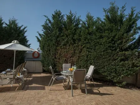 3-Bett-Villa mit privatem Pool in einer bewachten Anlage - Photo 20