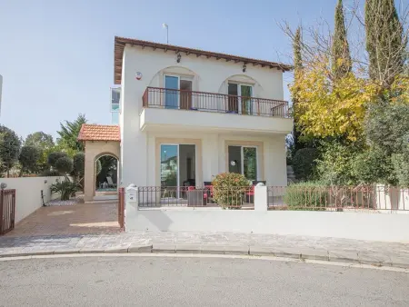 3-Bett-Villa mit privatem Pool in einer bewachten Anlage - Photo 22