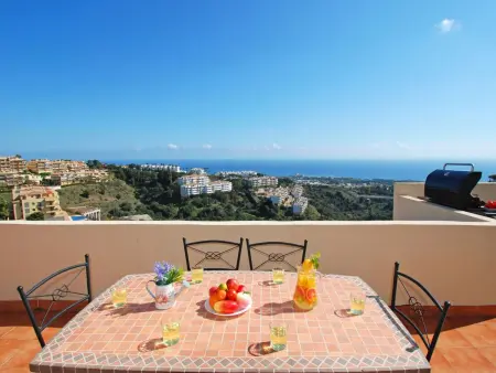Penthouse, Jacuzzi, Meerblick, BBQ,wifi, AC, Appartement 7 personnes à Calahonda - Photo 6