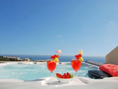 Penthouse, Jacuzzi, Meerblick, BBQ,wifi, AC, Appartement 7 personnes à Calahonda - Photo 13