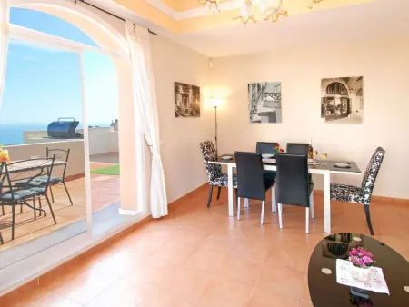 Penthouse, Jacuzzi, Meerblick, BBQ,wifi, AC, Appartement 7 personnes à Calahonda - Photo 21