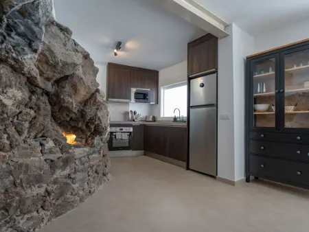 Spektakuläre Höhle mit zwei großen Terrassen am Meer - Photo 35