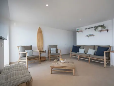 Helle Wohnung mit atemberaubender Aussicht auf das Meer und den Strand - Photo 14