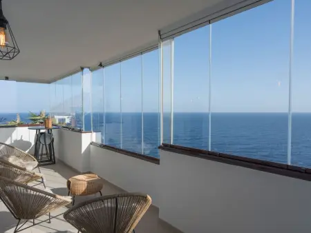 Helle Wohnung mit atemberaubender Aussicht auf das Meer und den Strand - Photo 21