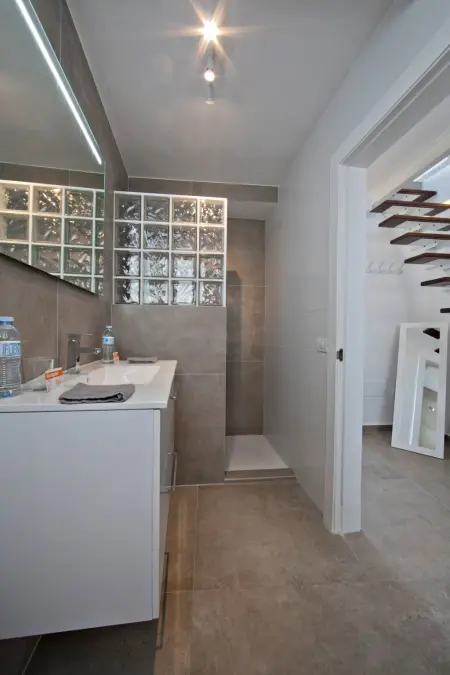 in Bocacangrejo mit Privatem Balkon, Maison 5 personnes à Radazul - Photo 20