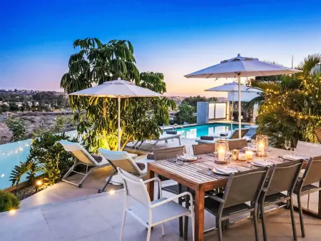 Atemberaubende Villa mit passender Aussicht, Maison 10 personnes à Maspalomas - Photo 1