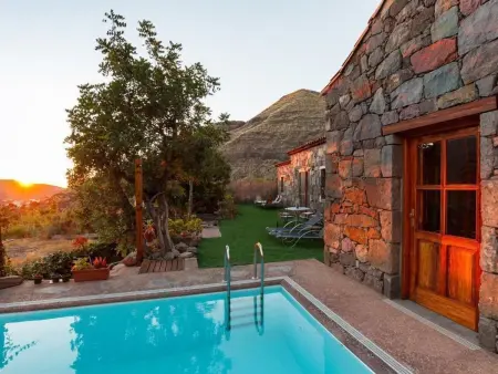 Komfortables Ferienhaus mit privatem Pool und id - Photo 10