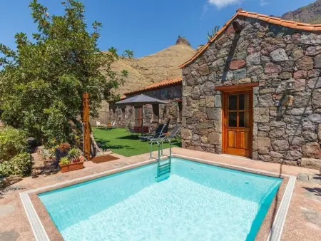 Komfortables Ferienhaus mit privatem Pool und id - Photo 15