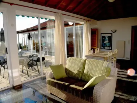 Anspruchsvolle Ferienvilla mit Panoramablick, Maison 6 personnes à Tijarafe - Photo 5