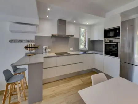 Neu renoviertes, modernes Apartment für 4 Personen, direkt an der Cala Ferrera - Photo 18